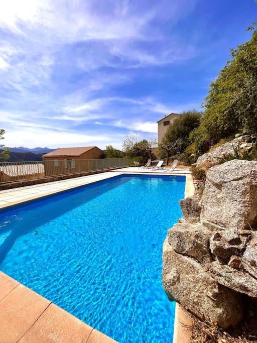 2 A Avec Piscine